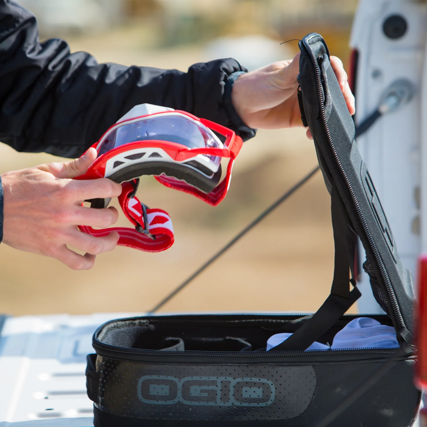 MX GOGGLE BOX - Image 5